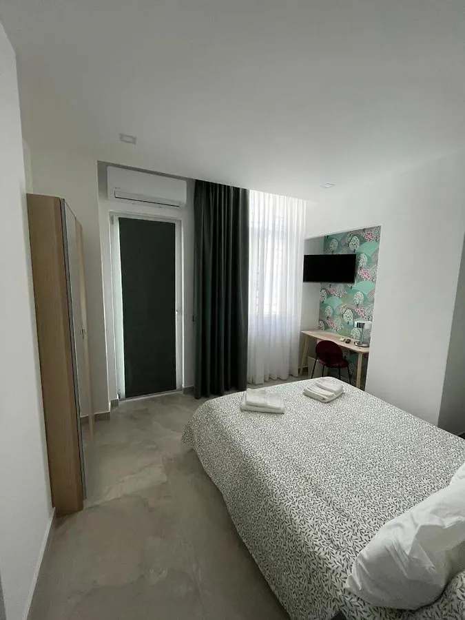 Domus Cervantes Apartment Naples Guest house