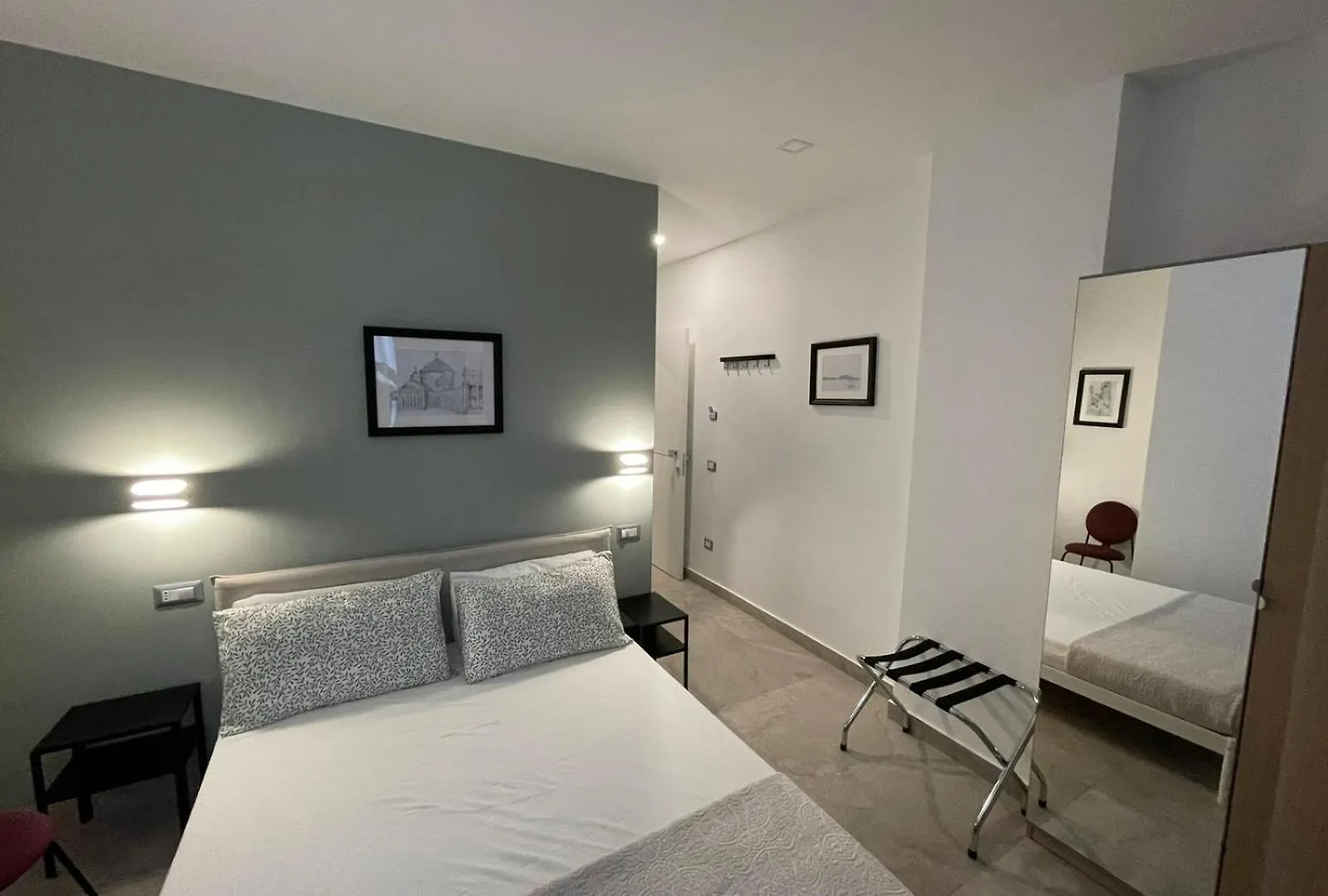 Domus Cervantes Apartment Naples Guest house